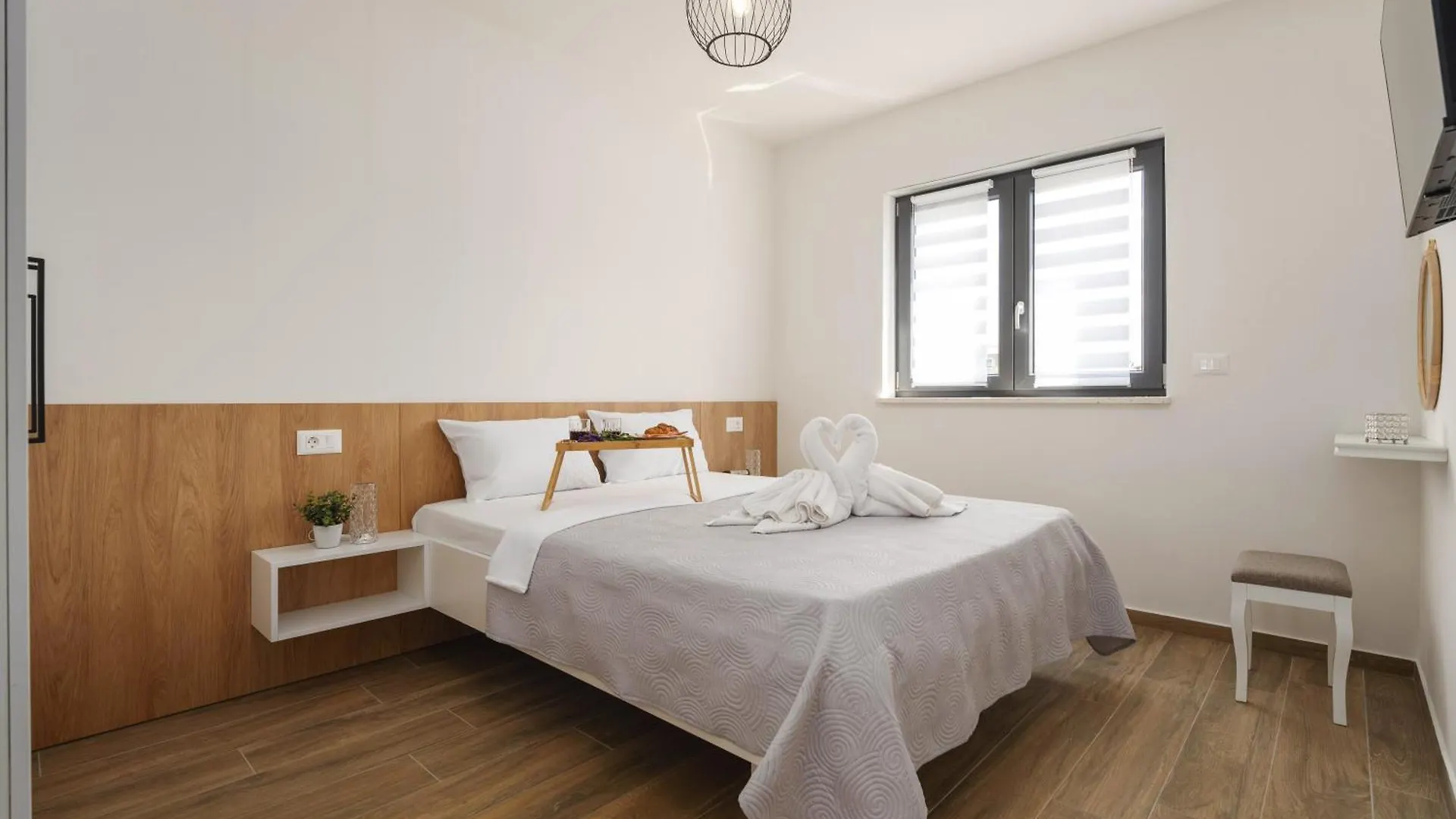 Villa Barbara Jursici 0*,
